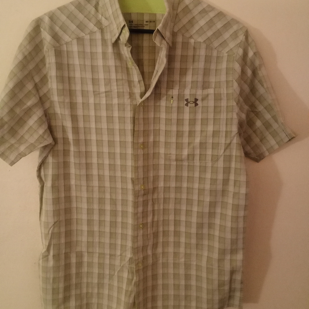 Men green shirt